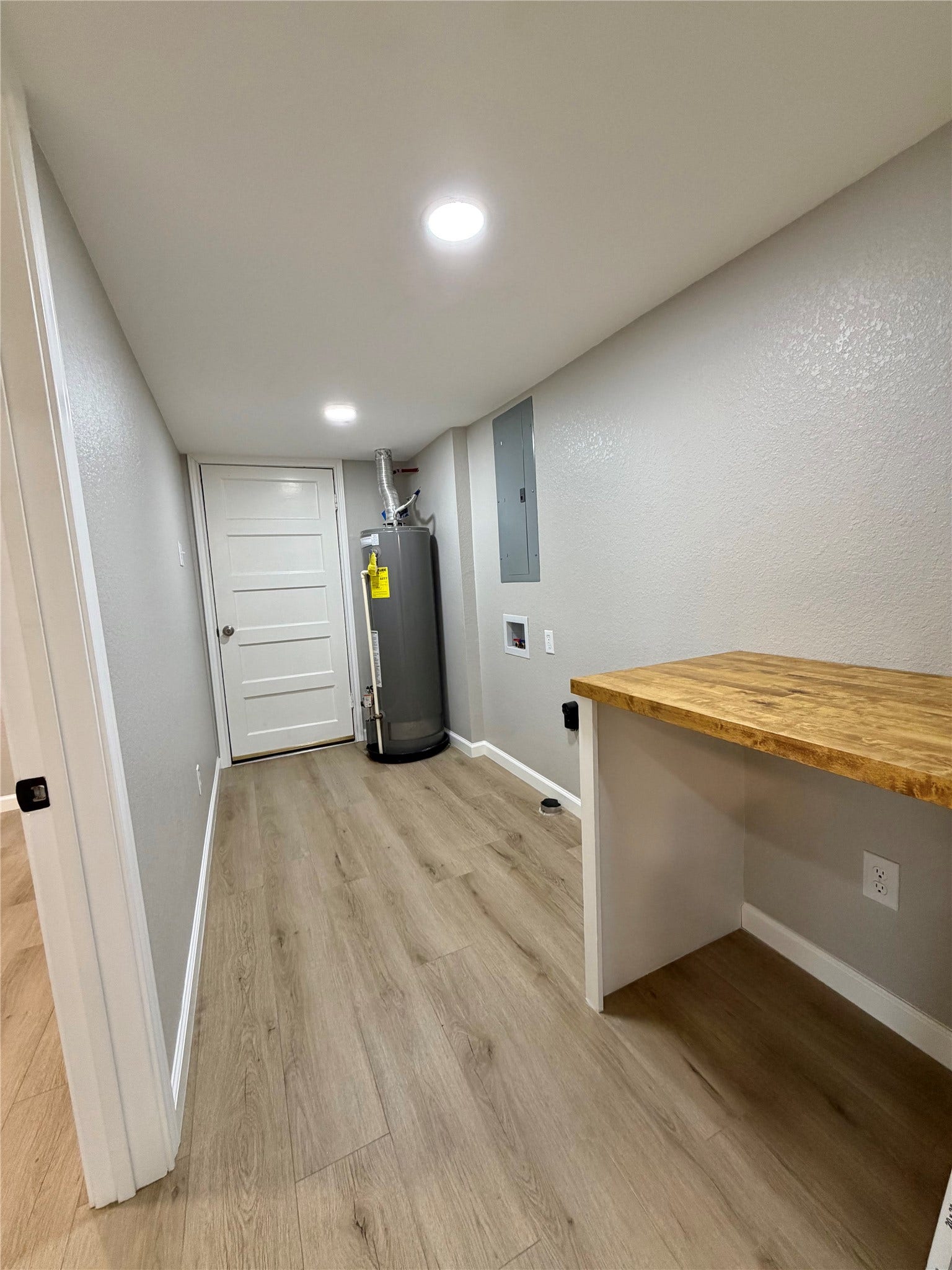 813 N Valderas Street, Angleton, TX 77515 813 N Valderas Street, Angleton, TX 77515