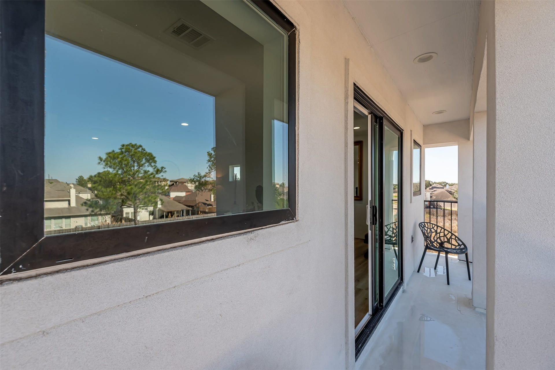 15000 S Richmond Avenue, #5, Houston, TX 77082 Covered balcony just off of the game room