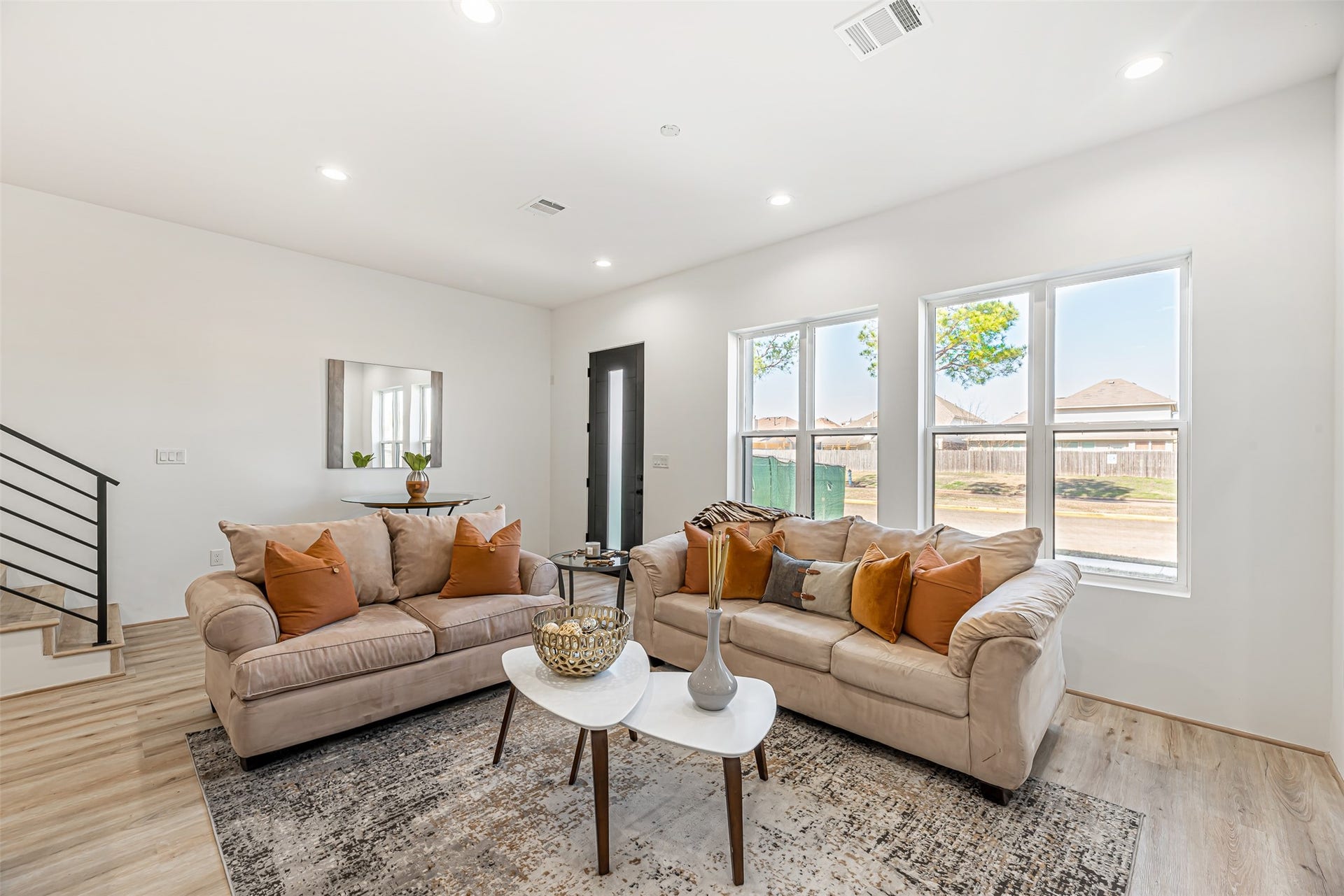 15000 S Richmond Avenue, #5, Houston, TX 77082 15000 S Richmond Avenue, #5, Houston, TX 77082
