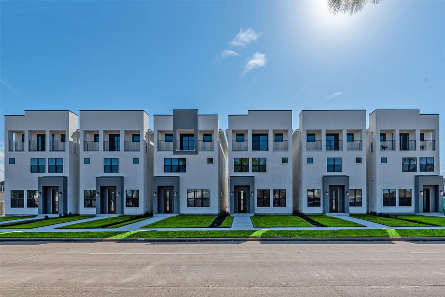 Property photo for 15000 S Richmond Avenue, #5, Houston, TX