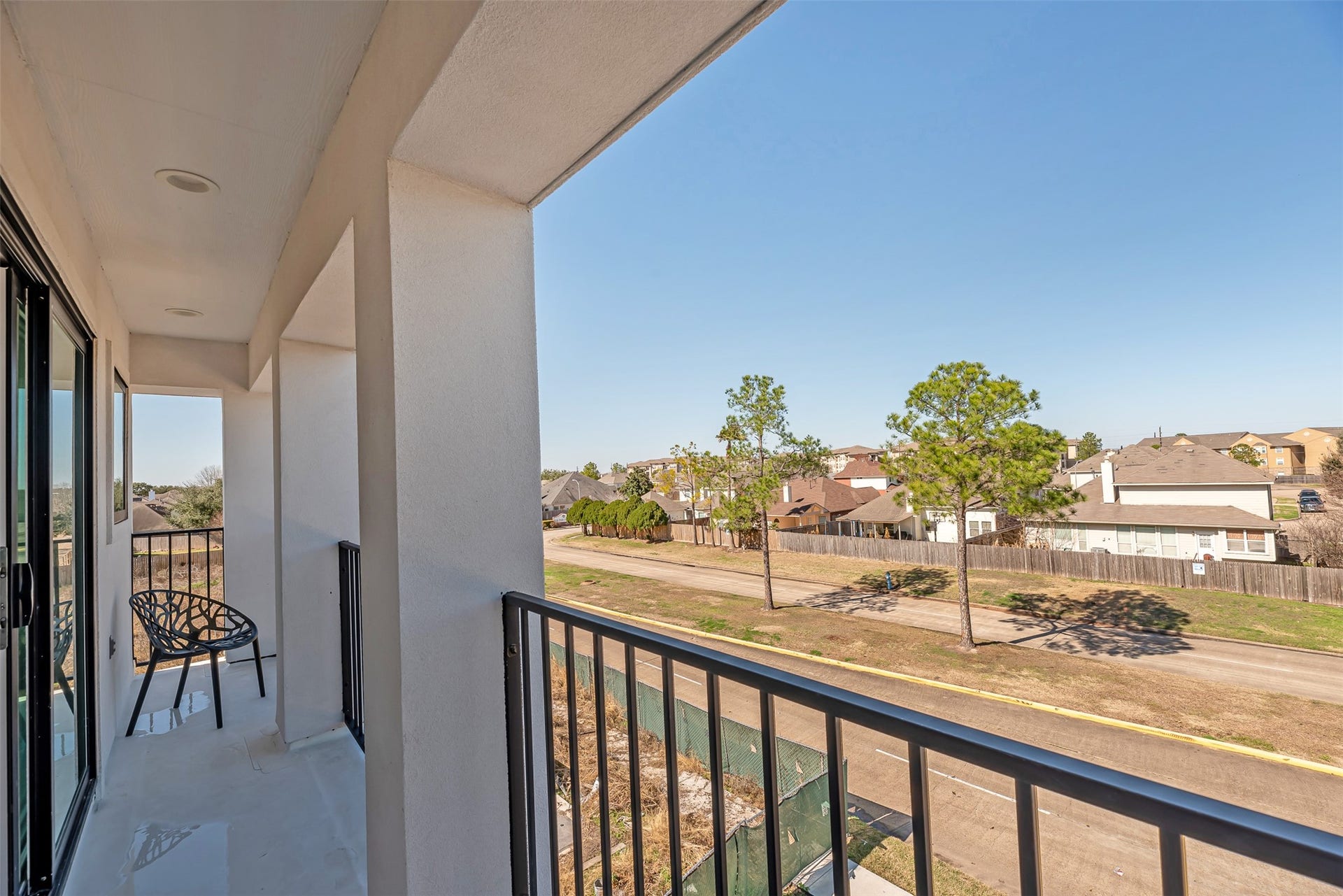 15000 S Richmond Avenue, #5, Houston, TX 77082 Covered balcony just off of the game room