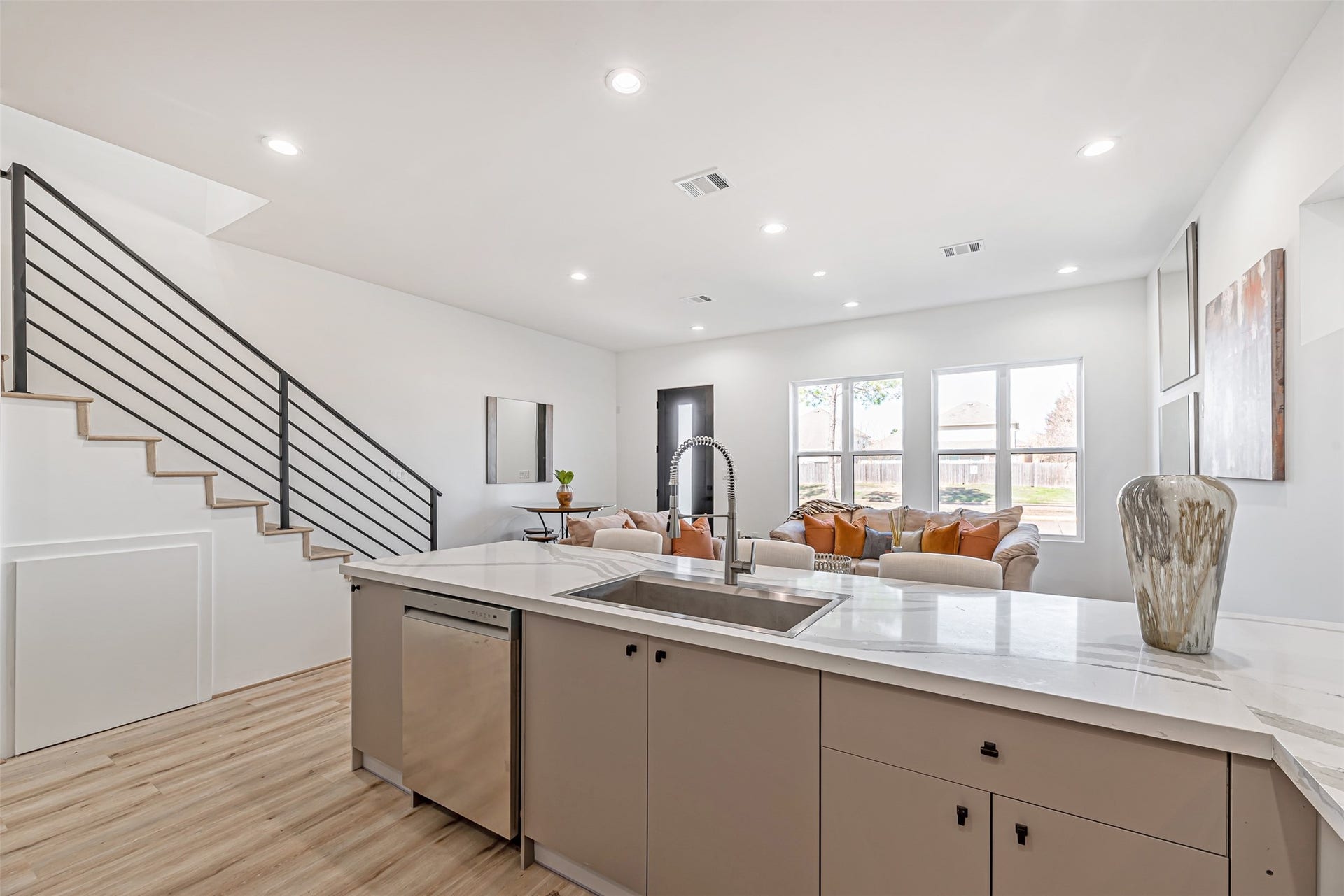 15000 S Richmond Avenue, #5, Houston, TX 77082 15000 S Richmond Avenue, #5, Houston, TX 77082