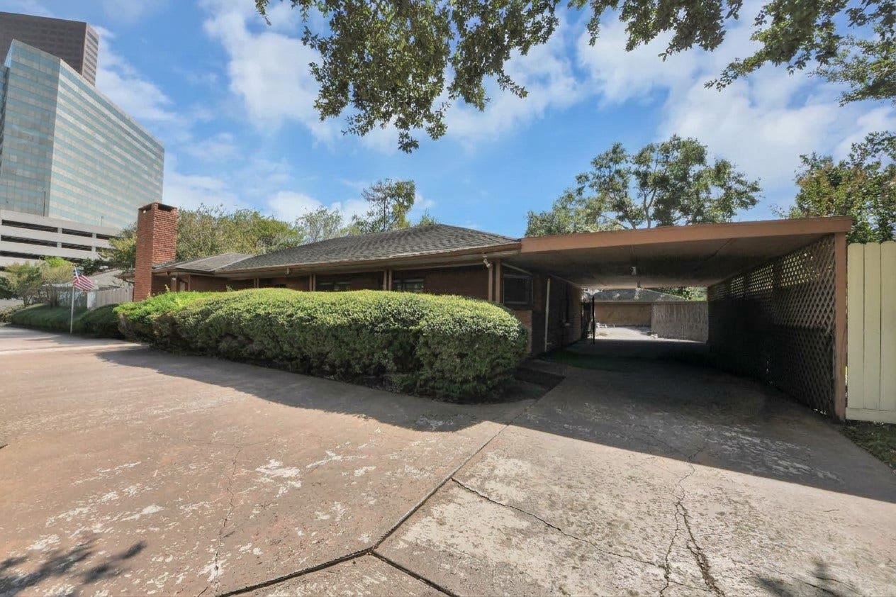 5631 San Felipe Street, Houston, TX 77056 5631 San Felipe Street, Houston, TX 77056