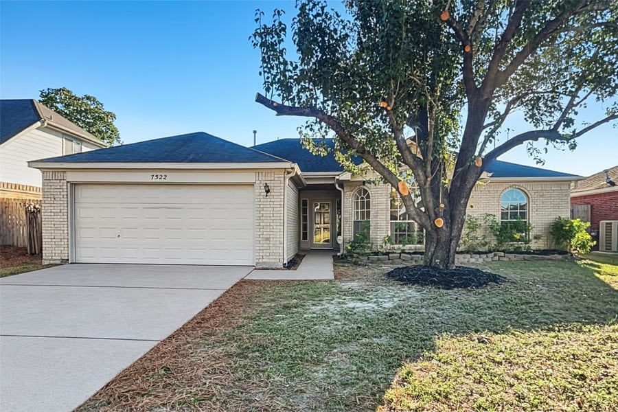 Property photo for 7522 Livery Lane, Cypress, TX