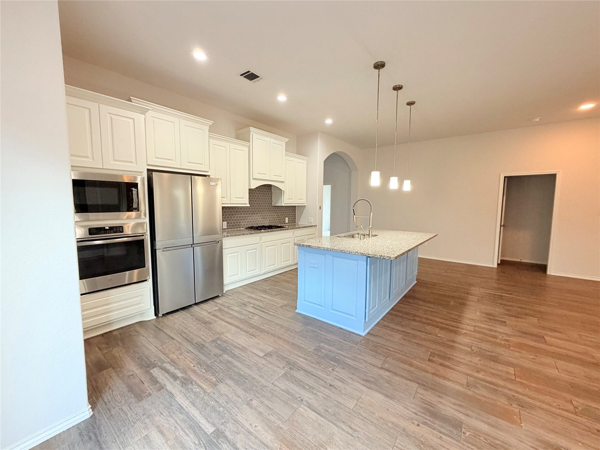 2126 Great Egret Bend, Fulshear, TX 77423 2126 Great Egret Bend, Fulshear, TX 77423