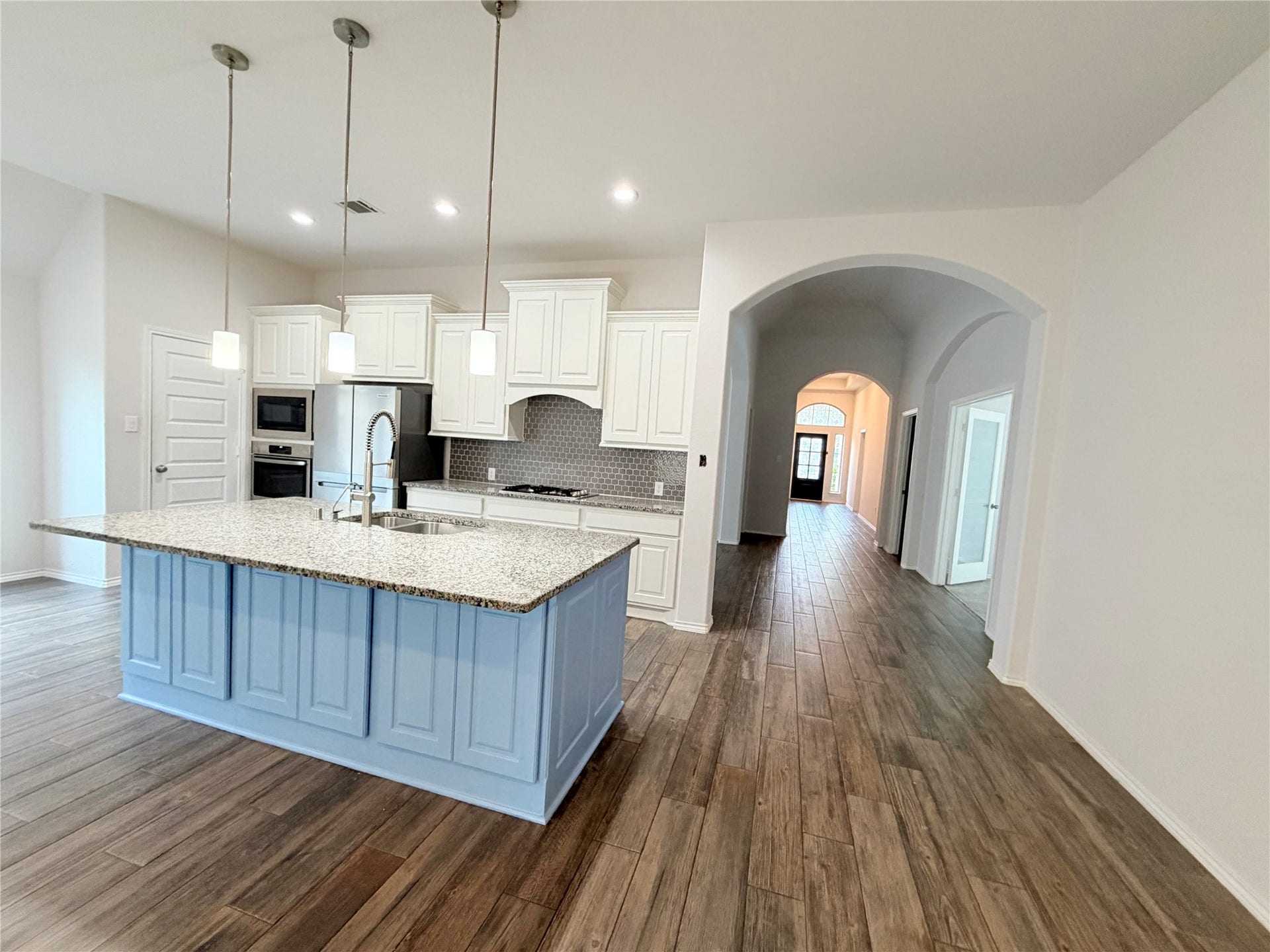 2126 Great Egret Bend, Fulshear, TX 77423 2126 Great Egret Bend, Fulshear, TX 77423