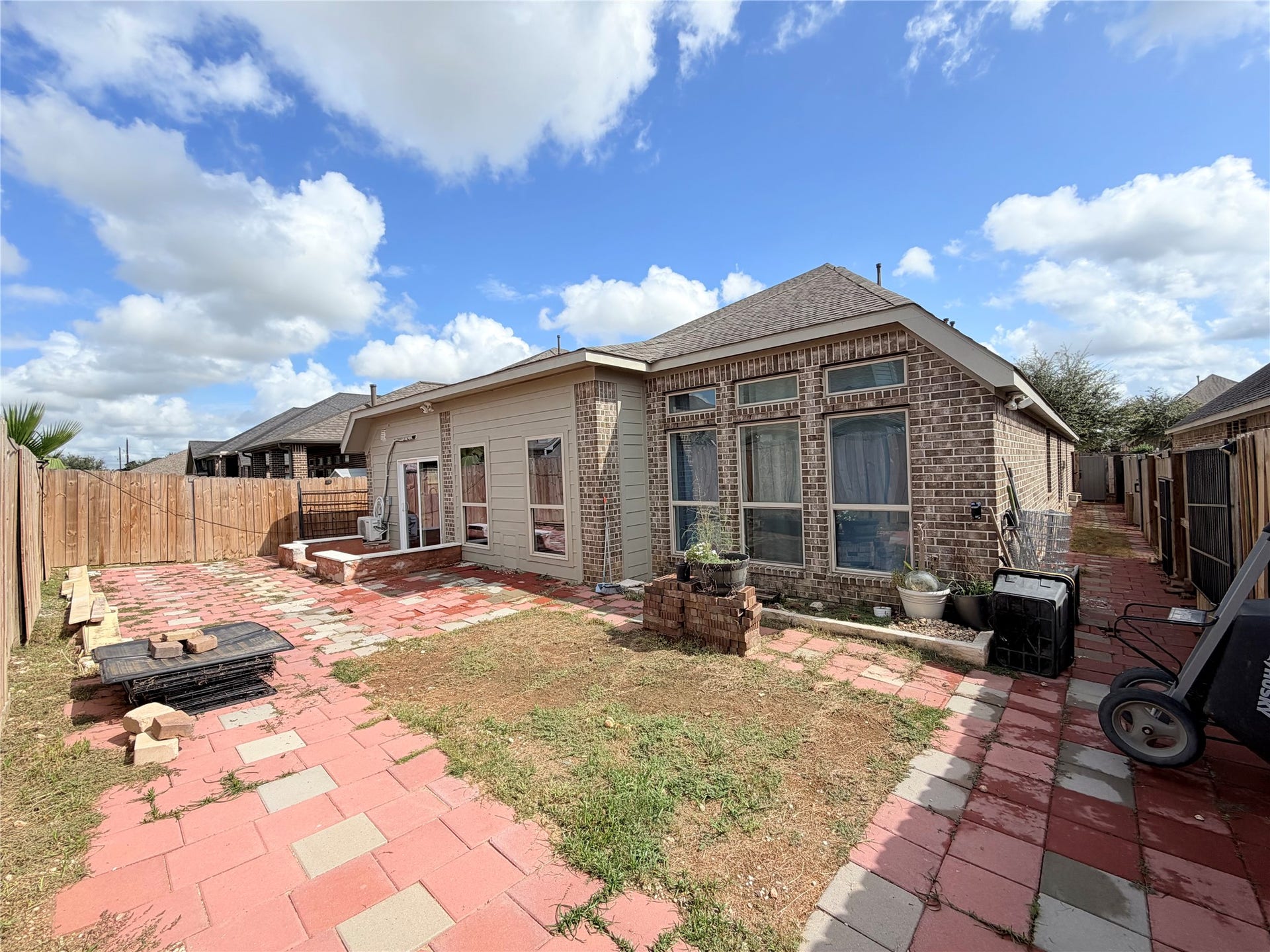 2126 Great Egret Bend, Fulshear, TX 77423 2126 Great Egret Bend, Fulshear, TX 77423