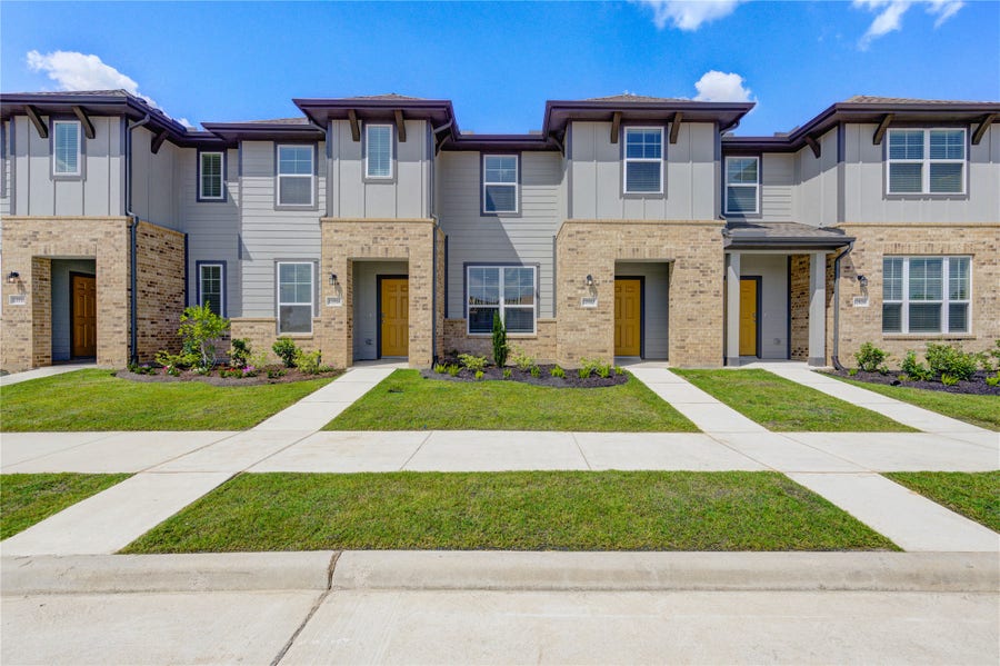 Property photo for 11910 DE CARVALHO Lane, Houston, TX