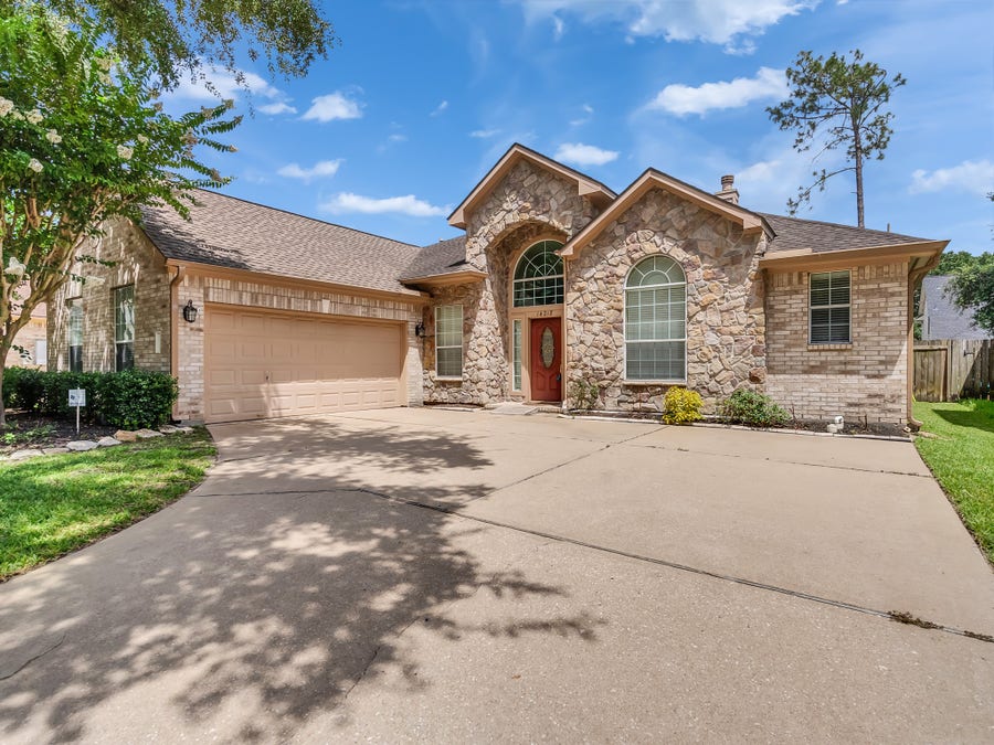Property photo for 14218 Laurus Estates Lane, Cypress, TX