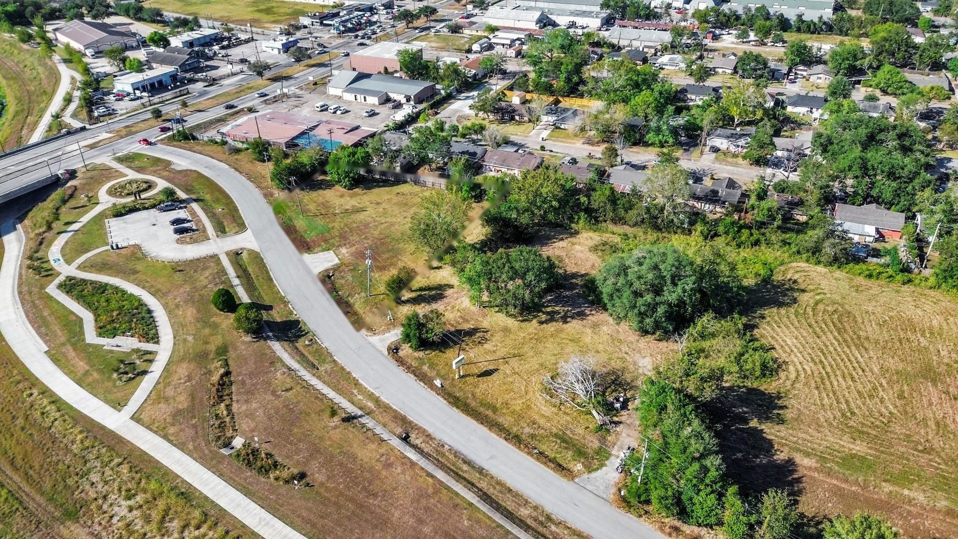 5441 Simsbrook Drive, Houston, TX 77045