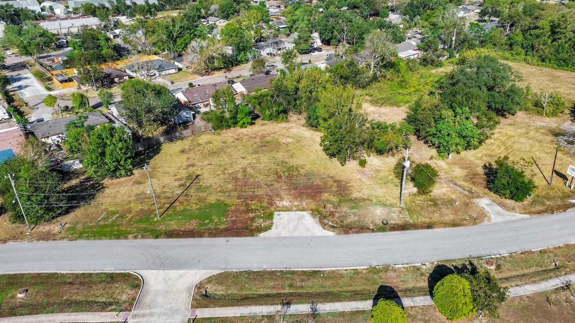 5441 Simsbrook Drive, Houston, TX 77045