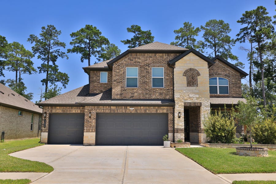 Property photo for 13650 Balanced Rock Drive, Conroe, TX