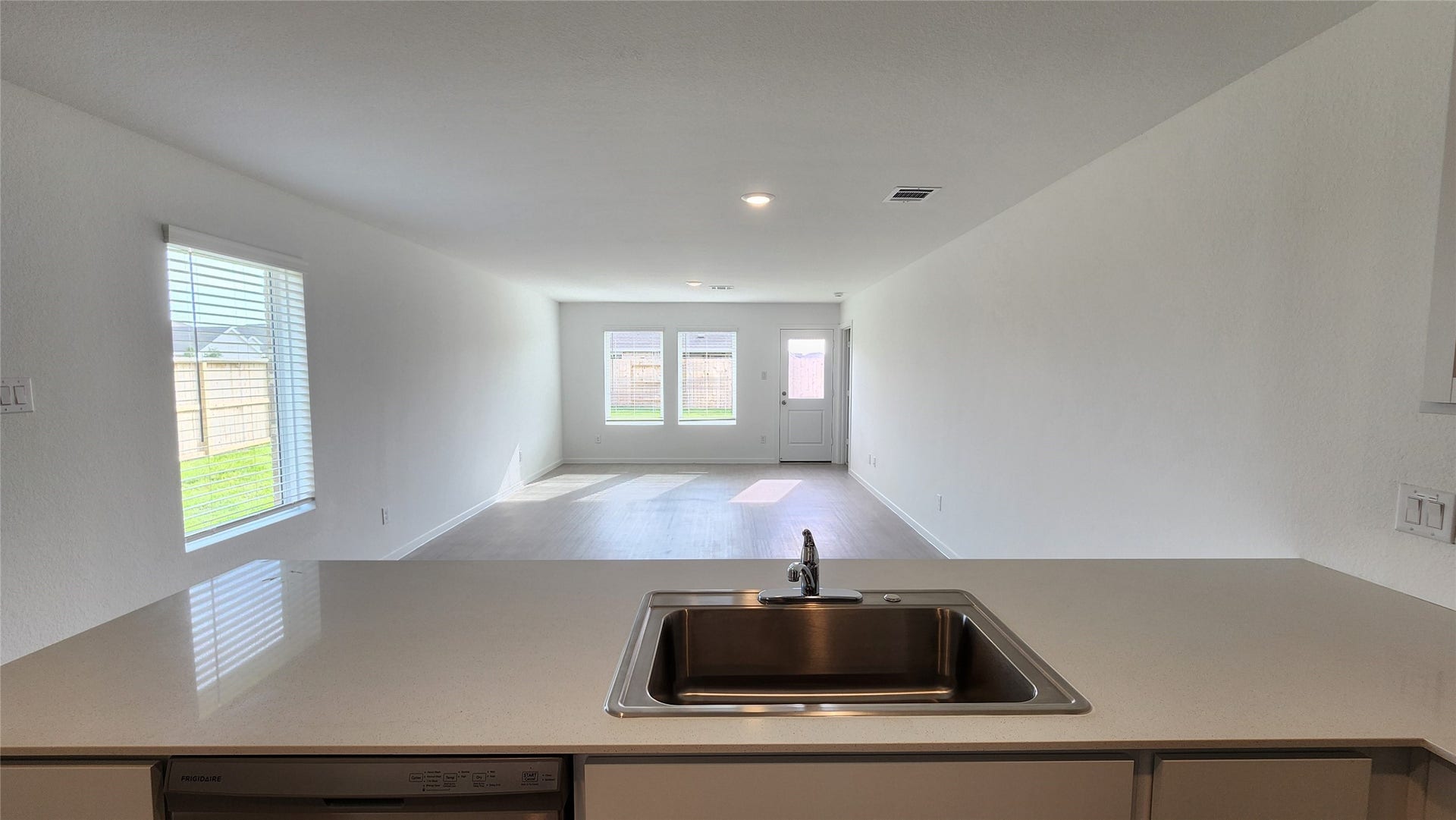 6303 Geyser Starish Drive, Katy, TX 77493 Kitchen to dining and family room