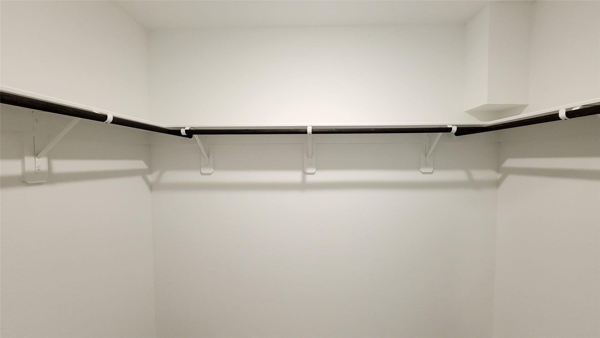 6303 Geyser Starish Drive, Katy, TX 77493 Master closet