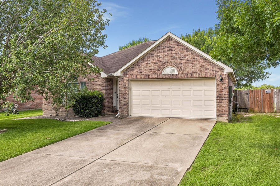 Property photo for 24027 Floragate Drive, Spring, TX