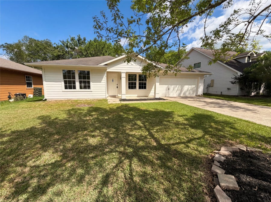 Property photo for 414 Binnacle Way, Crosby, TX