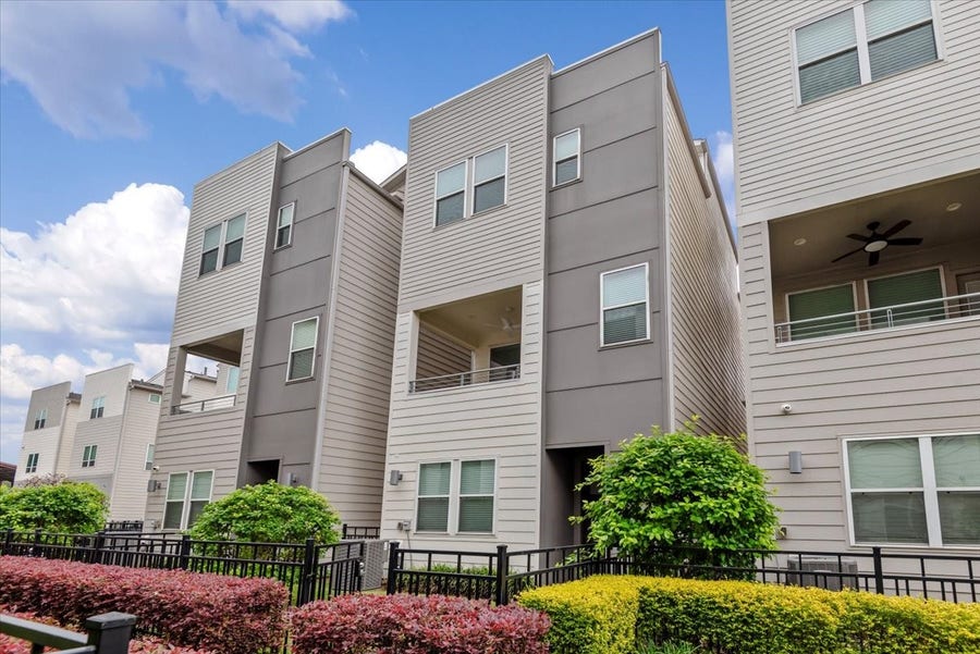 Property photo for 2777 Clinton Drive, Houston, TX