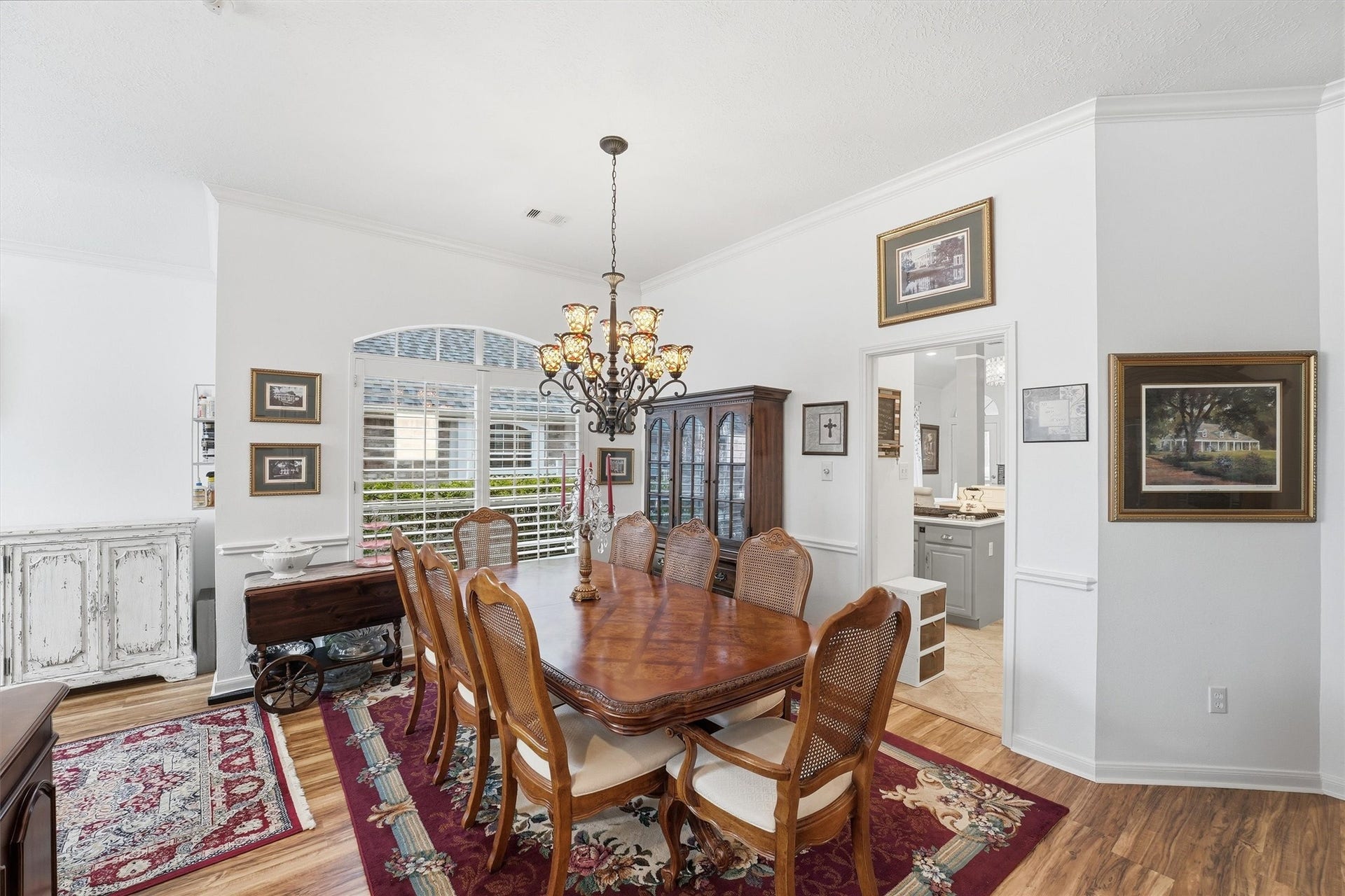 Dining room located conveniently next to the kitchen.
