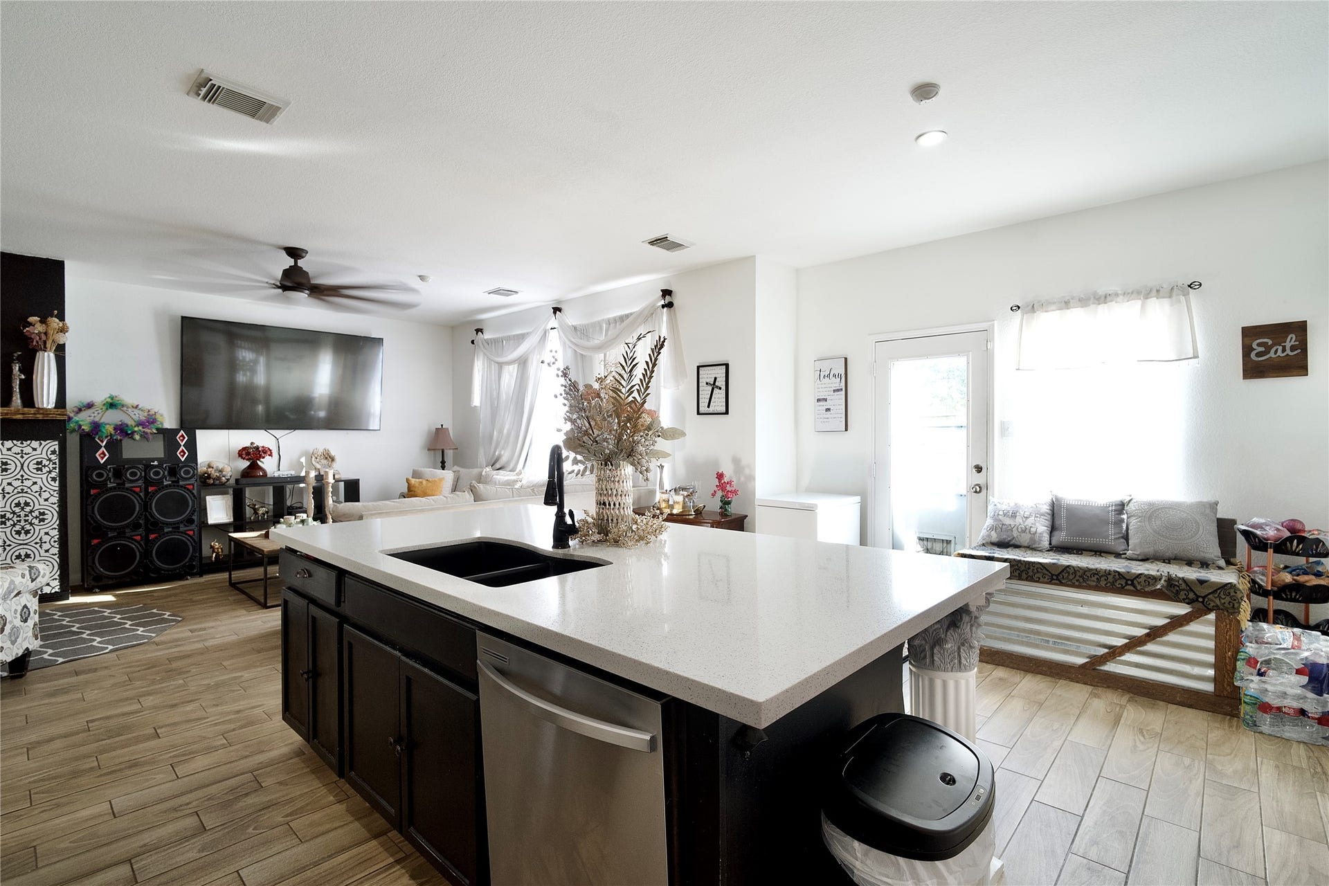 9503 Lerin Lane, Sugar Land, TX 77498 9503 Lerin Lane, Sugar Land, TX 77498