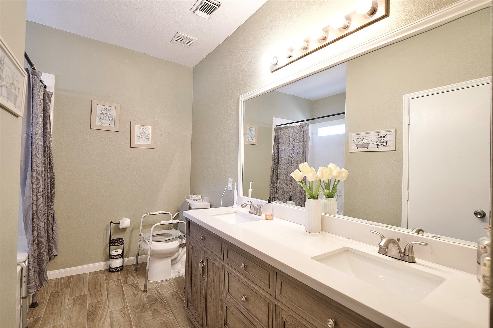 9503 Lerin Lane, Sugar Land, TX 77498 9503 Lerin Lane, Sugar Land, TX 77498