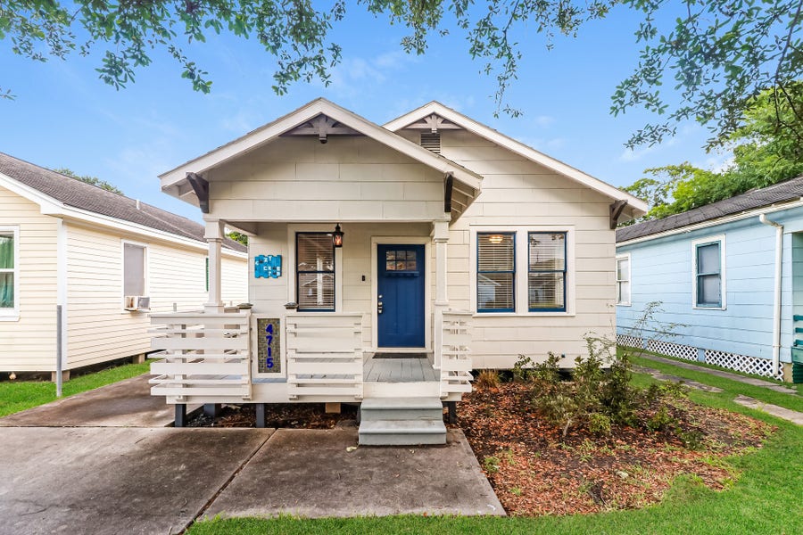 Property photo for 4715 Avenue P 1/2, Galveston, TX
