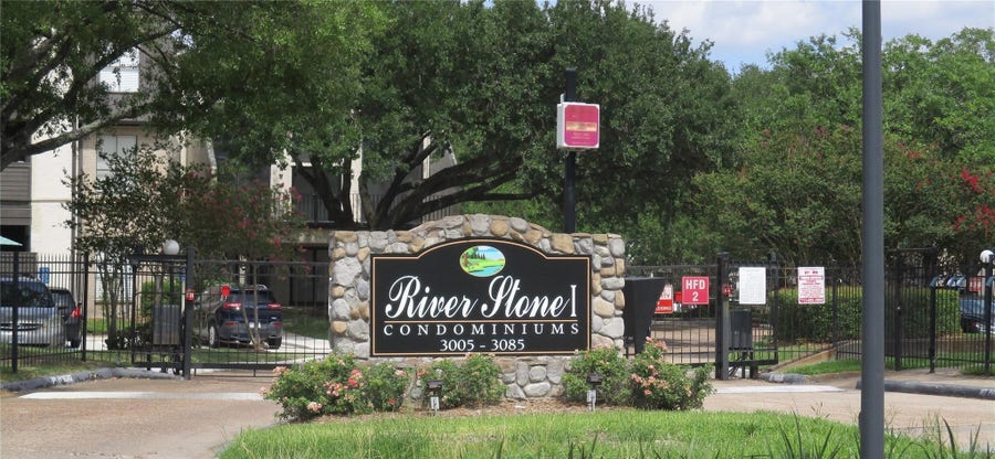 Property photo for 3025 Walnut Bend Lane, #21, Houston, TX