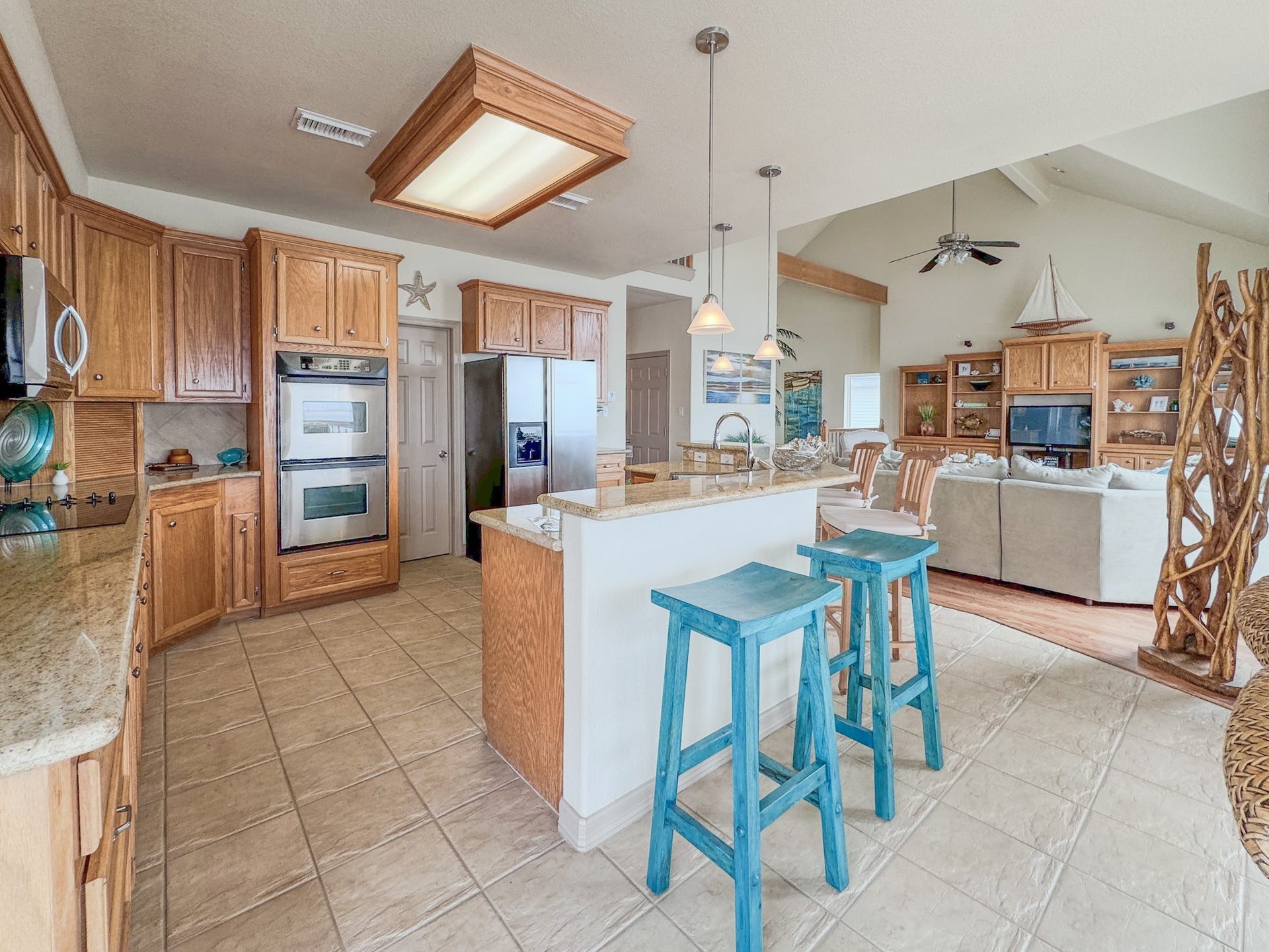 442 Jeanie Lynn Street, Tiki Island, TX 77554 442 Jeanie Lynn Street, Tiki Island, TX 77554