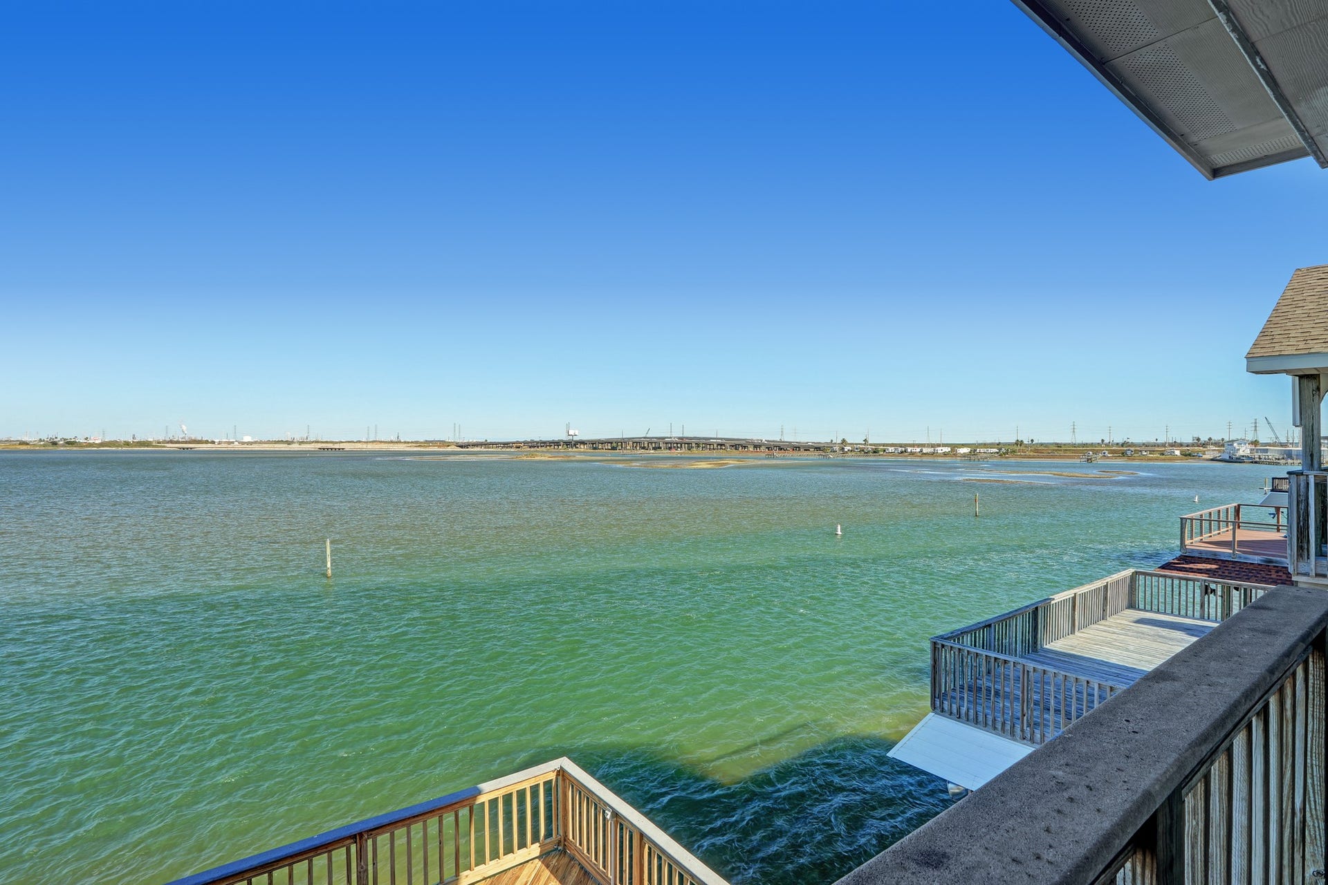442 Jeanie Lynn Street, Tiki Island, TX 77554 442 Jeanie Lynn Street, Tiki Island, TX 77554