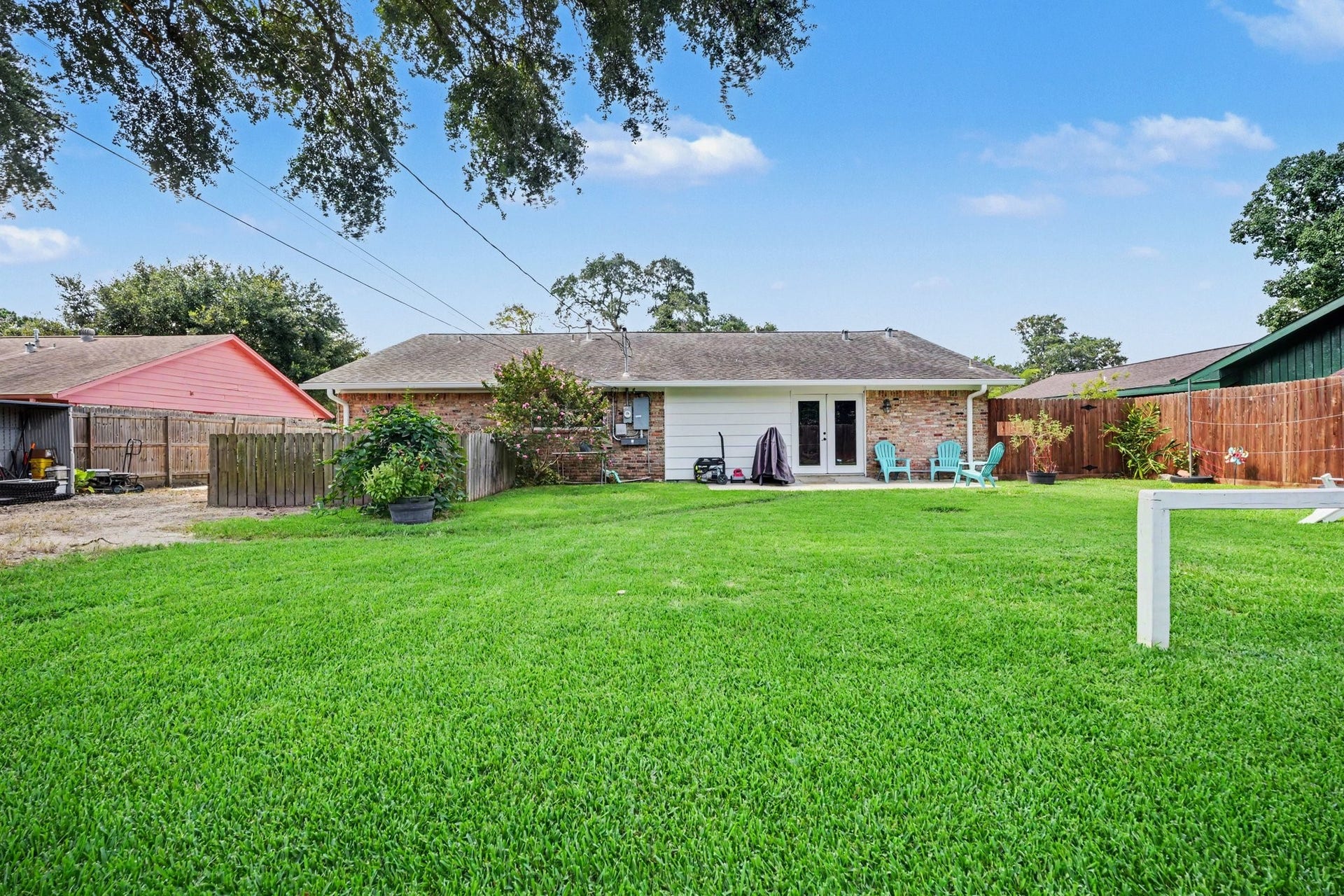 5003 Meadow Lark Lane, Dickinson, TX 77539