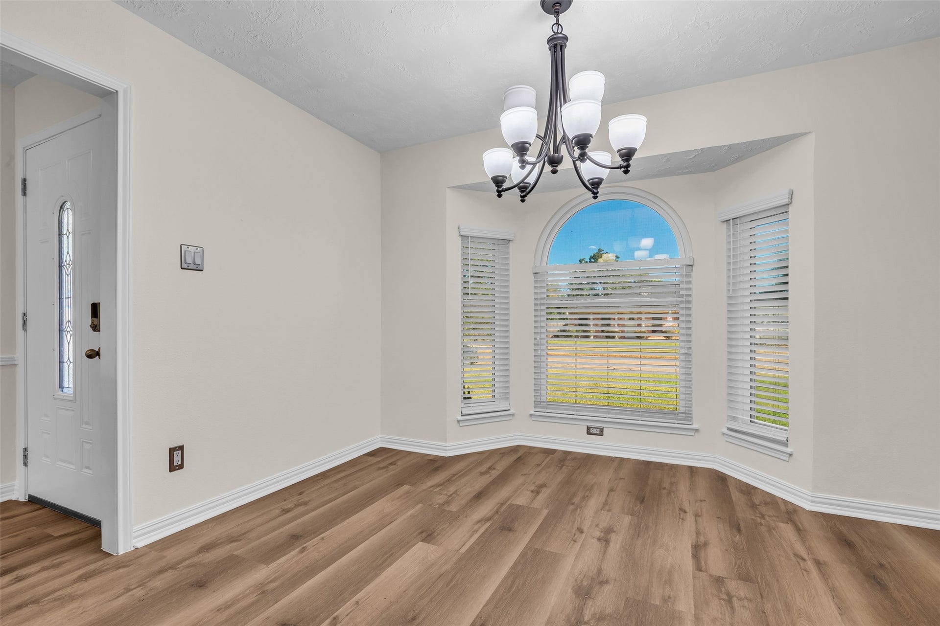10414 Rustic Rock Road, La Porte, TX 77571 10414 Rustic Rock Road, La Porte, TX 77571