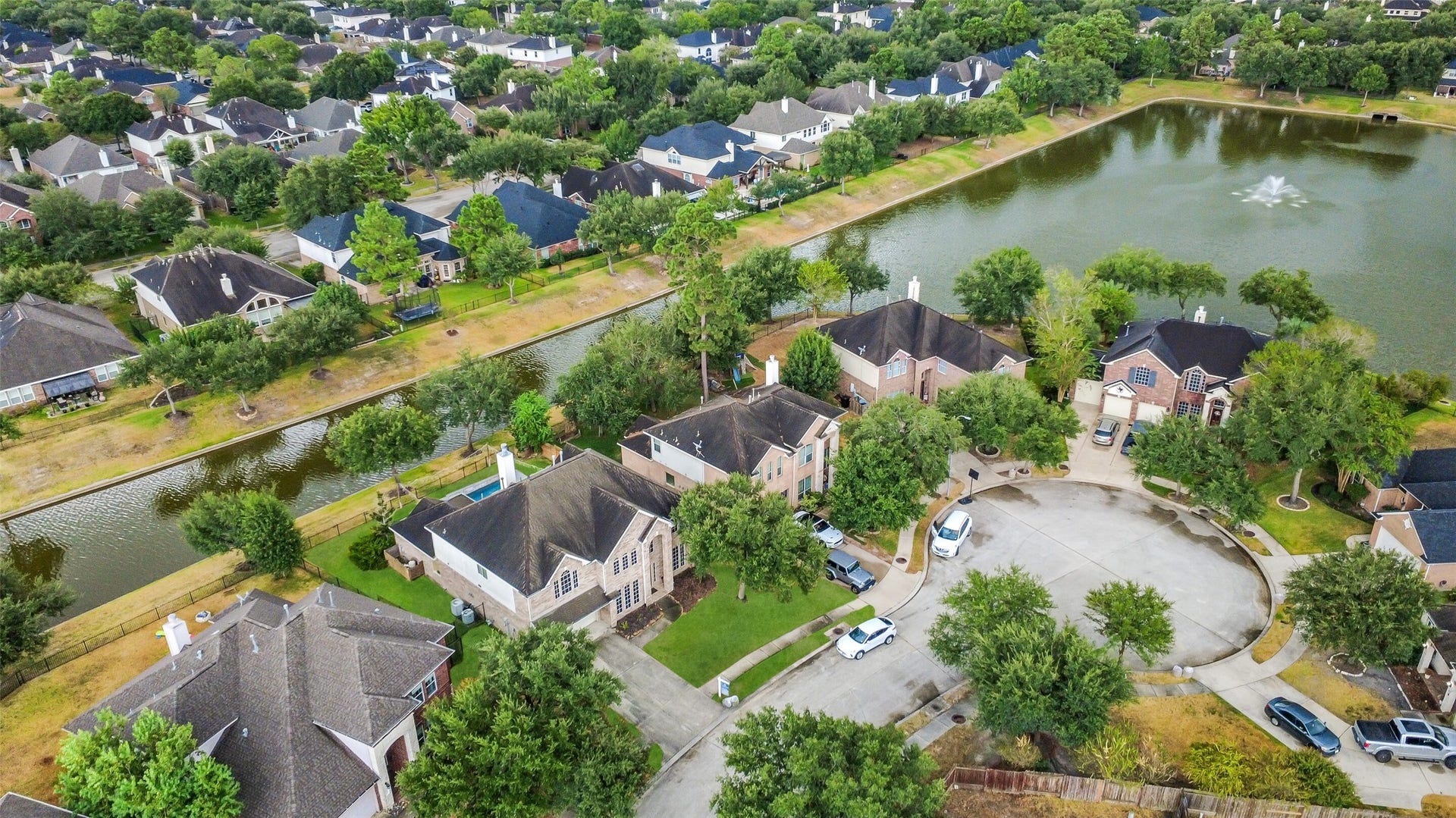 30214 Vinebriar Drive, Spring, TX 77386 30214 Vinebriar Drive, Spring, TX 77386