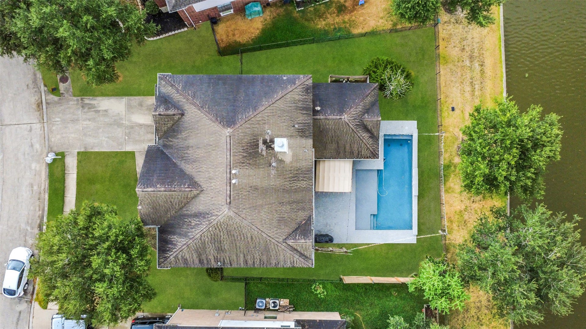 30214 Vinebriar Drive, Spring, TX 77386 30214 Vinebriar Drive, Spring, TX 77386