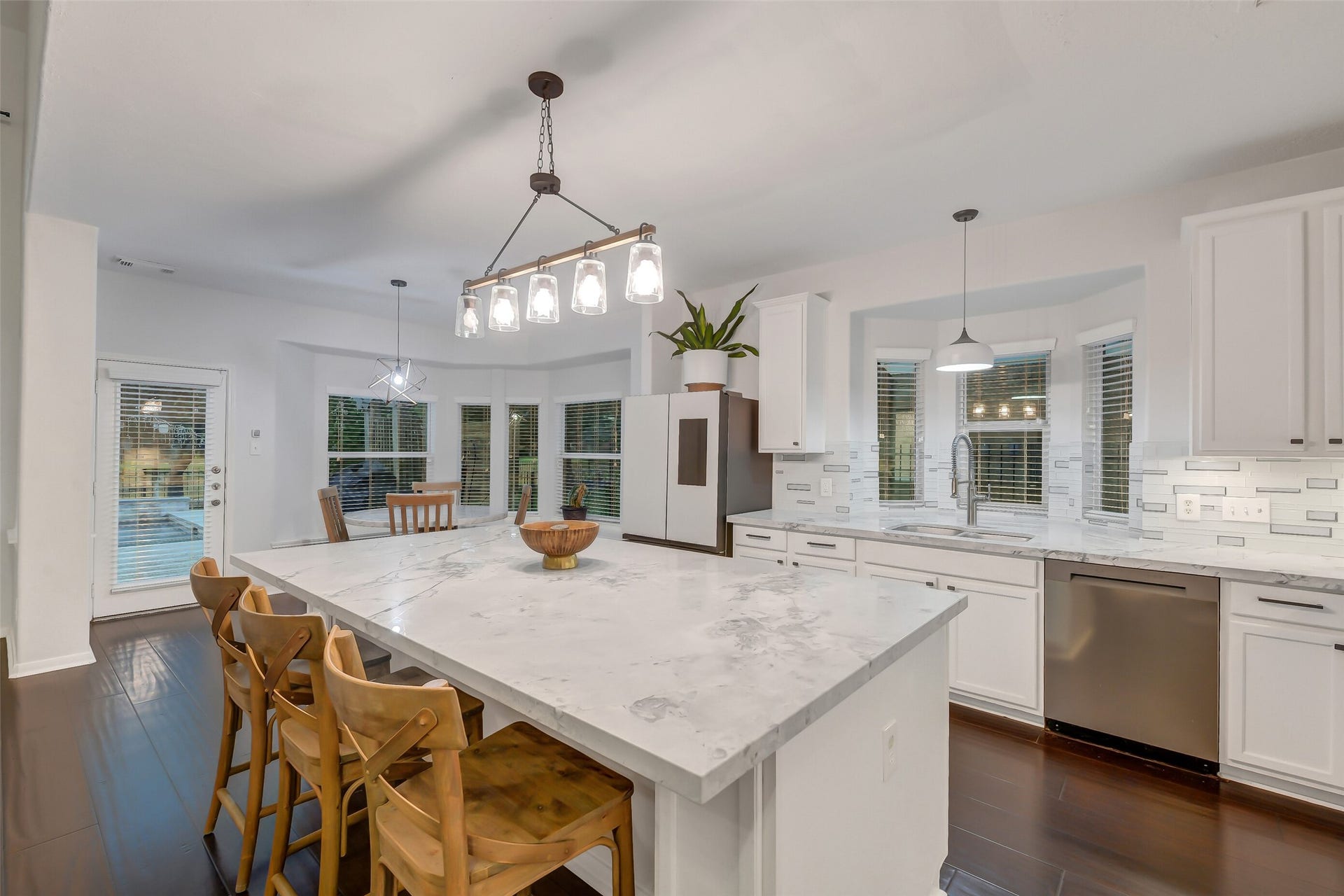 30214 Vinebriar Drive, Spring, TX 77386 30214 Vinebriar Drive, Spring, TX 77386