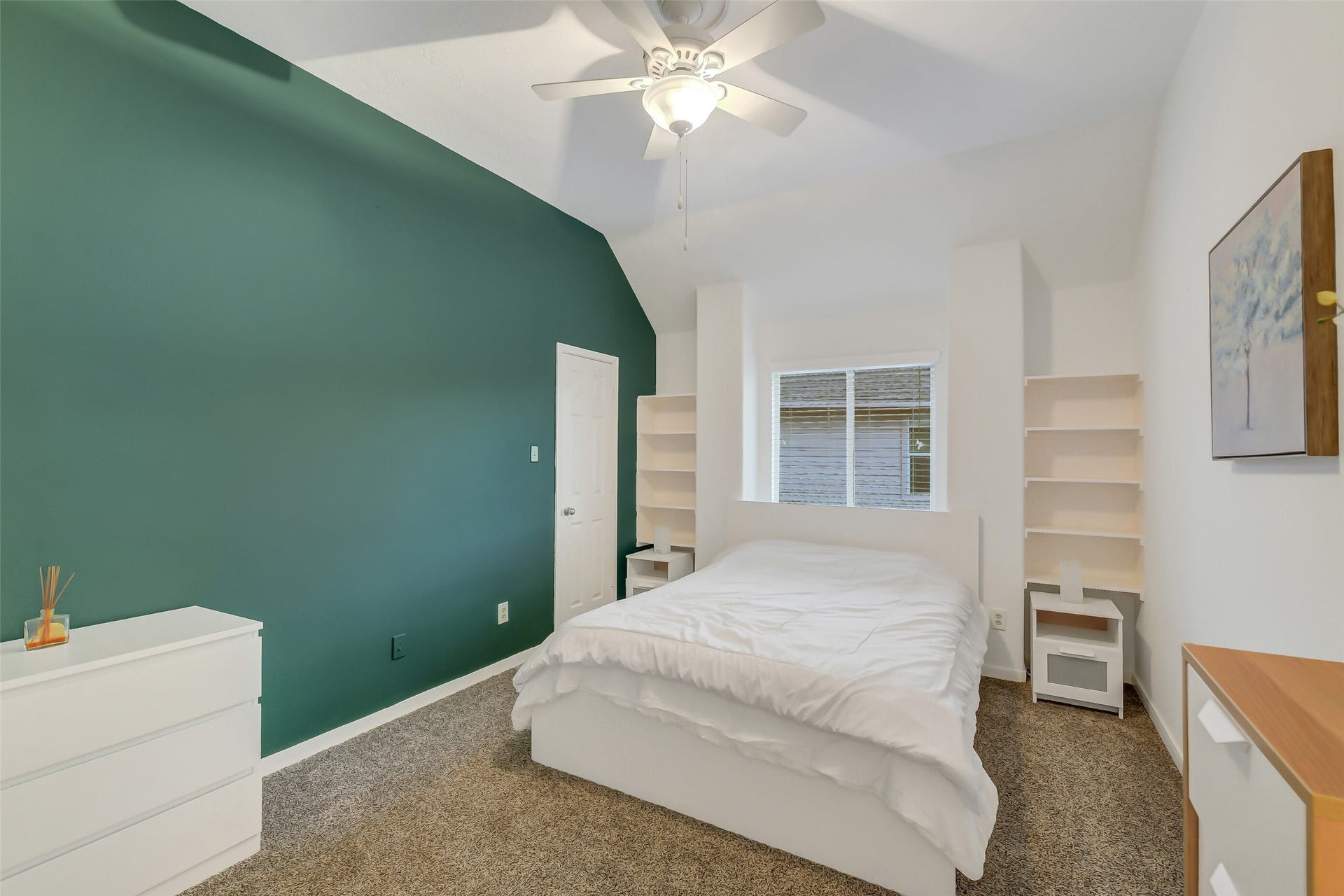 30214 Vinebriar Drive, Spring, TX 77386 30214 Vinebriar Drive, Spring, TX 77386