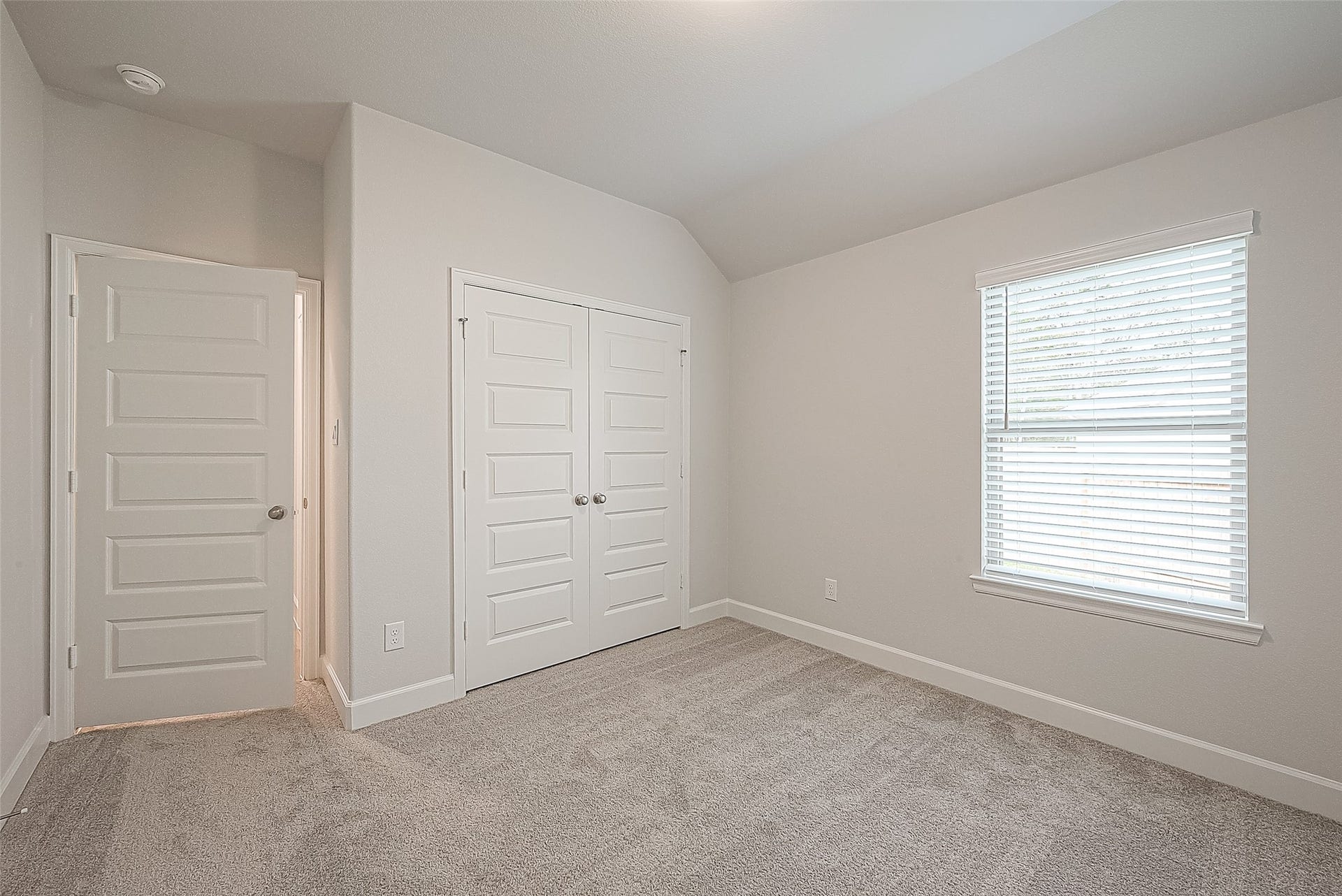 213 McCrea Court, Montgomery, TX 77316