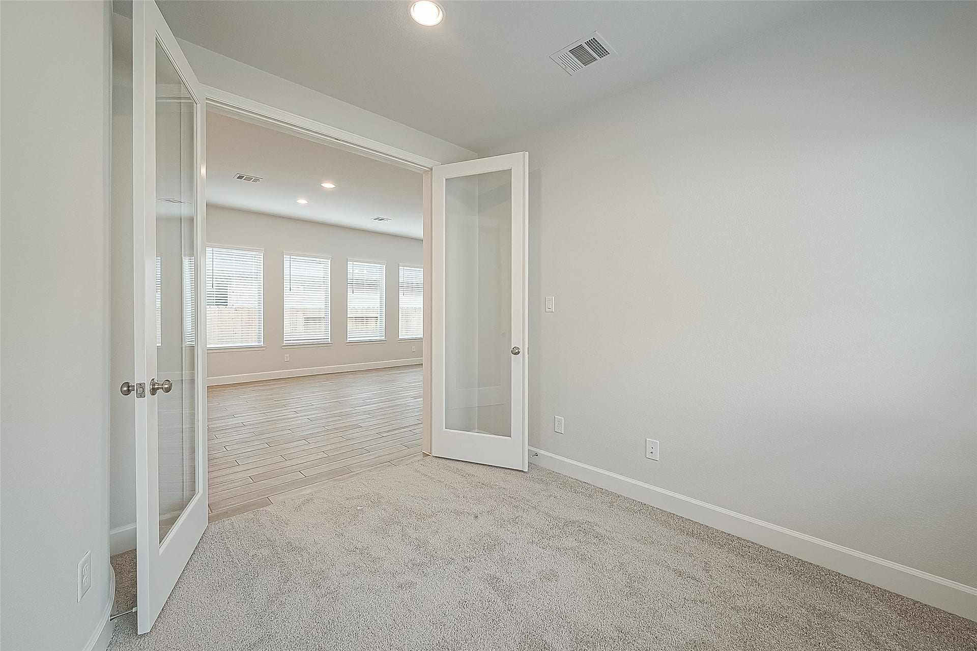 213 McCrea Court, Montgomery, TX 77316