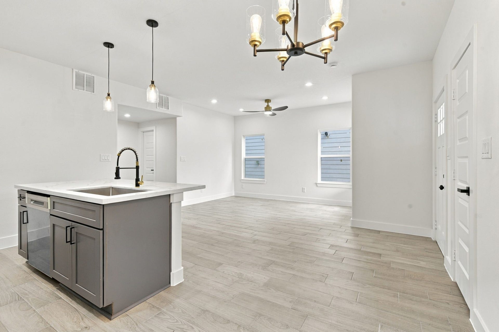8707 Westcott Road, #A B, Houston, TX 77016 8707 Westcott Road, #A B, Houston, TX 77016