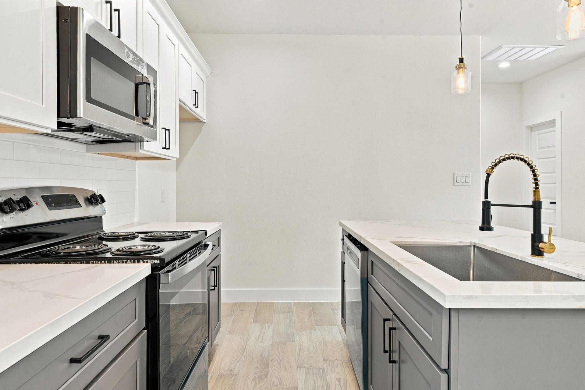 8707 Westcott Road, #A B, Houston, TX 77016 8707 Westcott Road, #A B, Houston, TX 77016