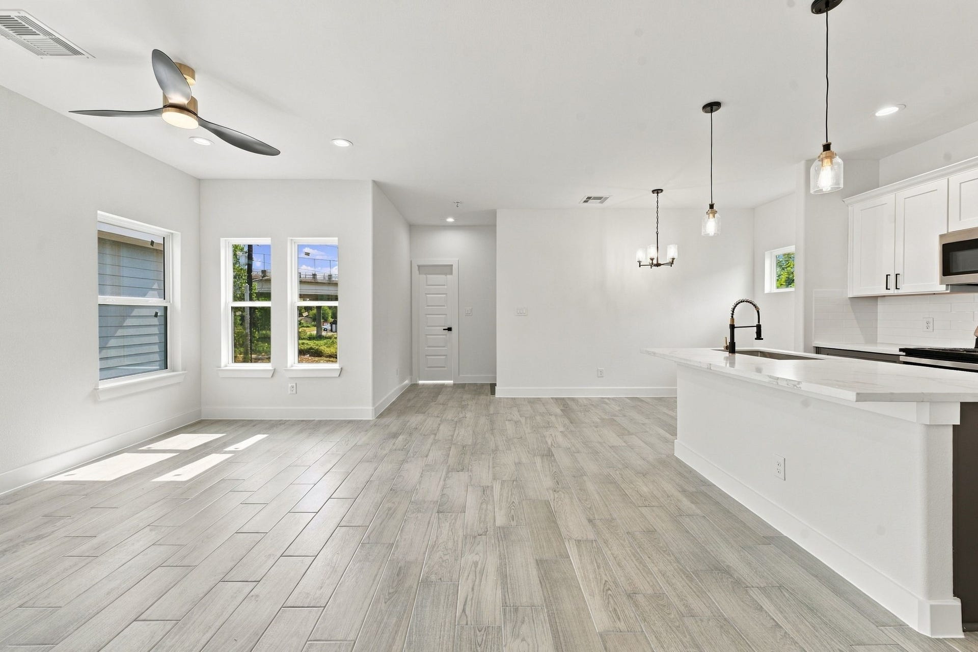 8707 Westcott Road, #A B, Houston, TX 77016 8707 Westcott Road, #A B, Houston, TX 77016