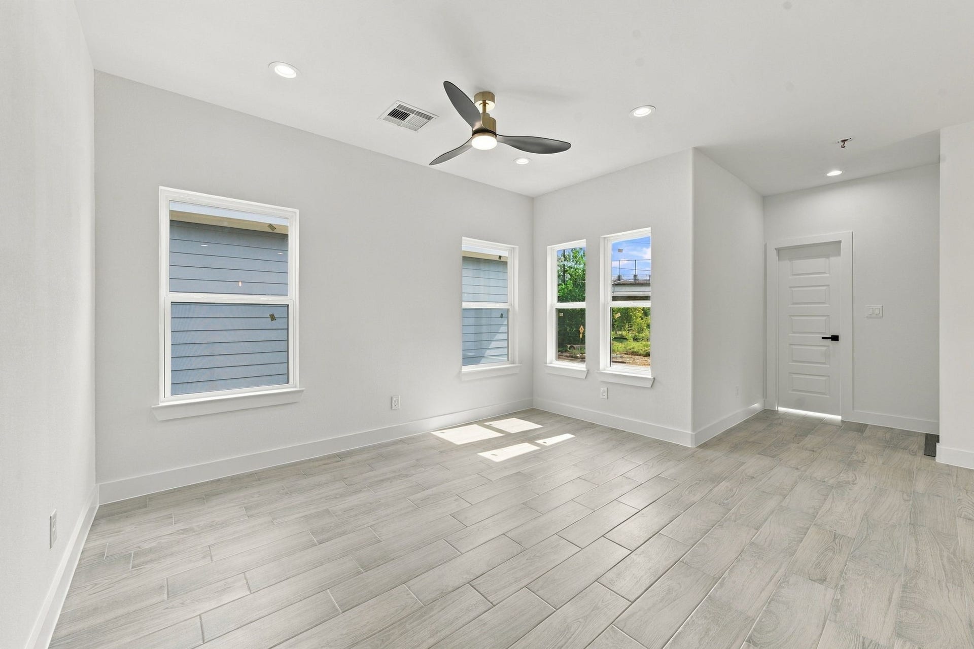 8707 Westcott Road, #A B, Houston, TX 77016 8707 Westcott Road, #A B, Houston, TX 77016