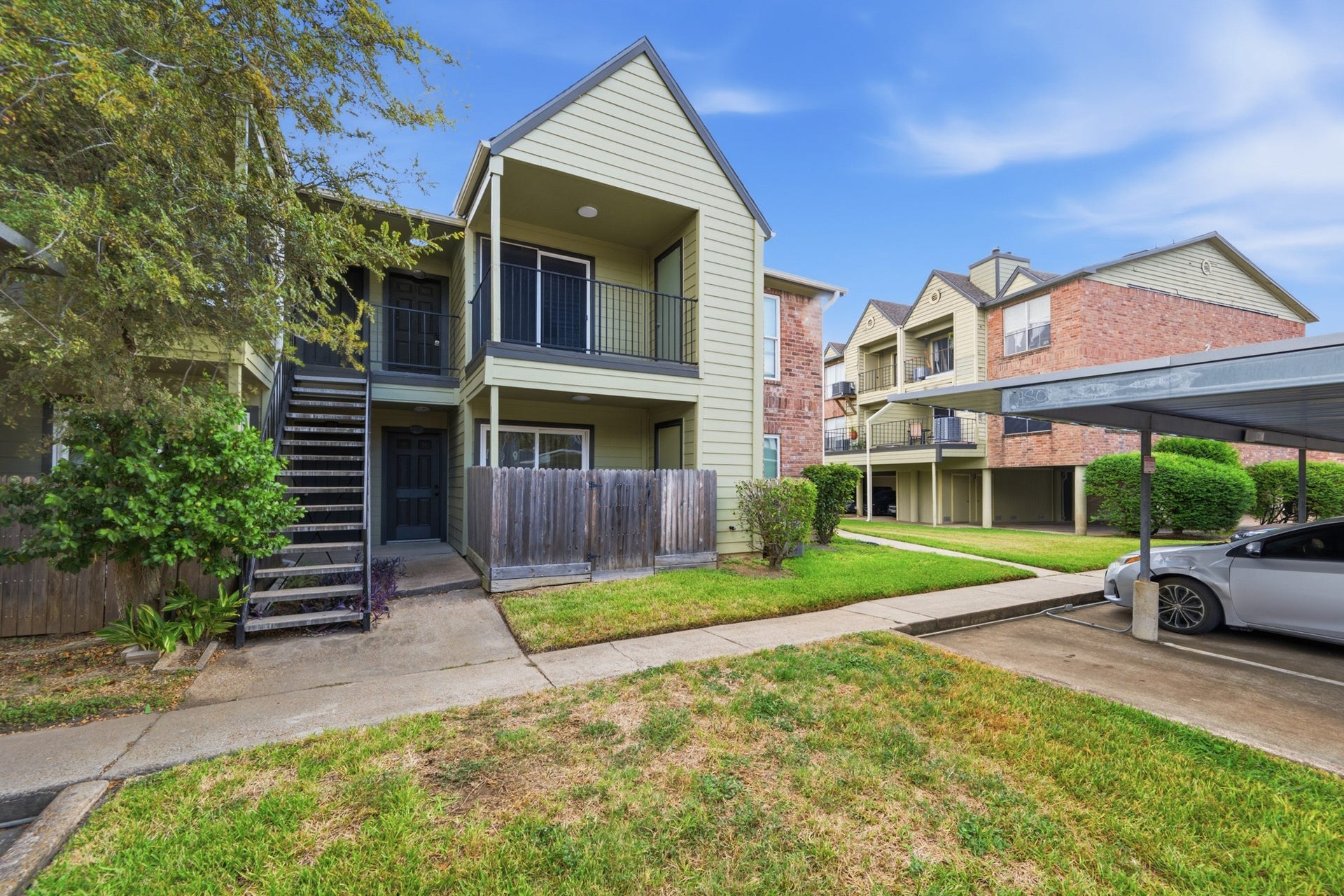 18800 Egret Bay Boulevard, #300, Webster, TX 77058
