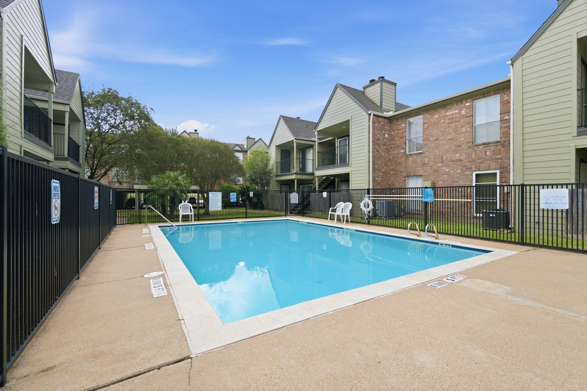 18800 Egret Bay Boulevard, #300, Webster, TX 77058