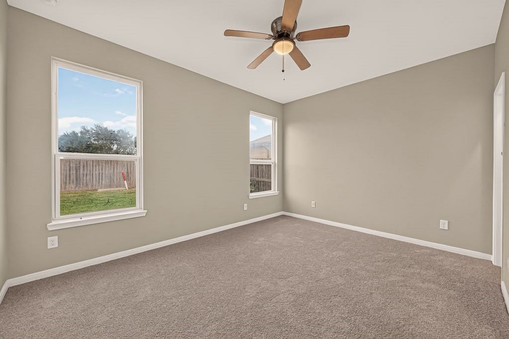 6031 Diamond Sky Lane, Houston, TX 77048 6031 Diamond Sky Lane, Houston, TX 77048