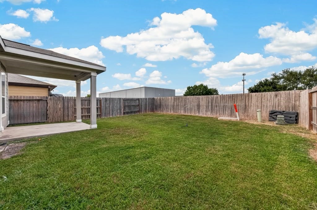 6031 Diamond Sky Lane, Houston, TX 77048 6031 Diamond Sky Lane, Houston, TX 77048