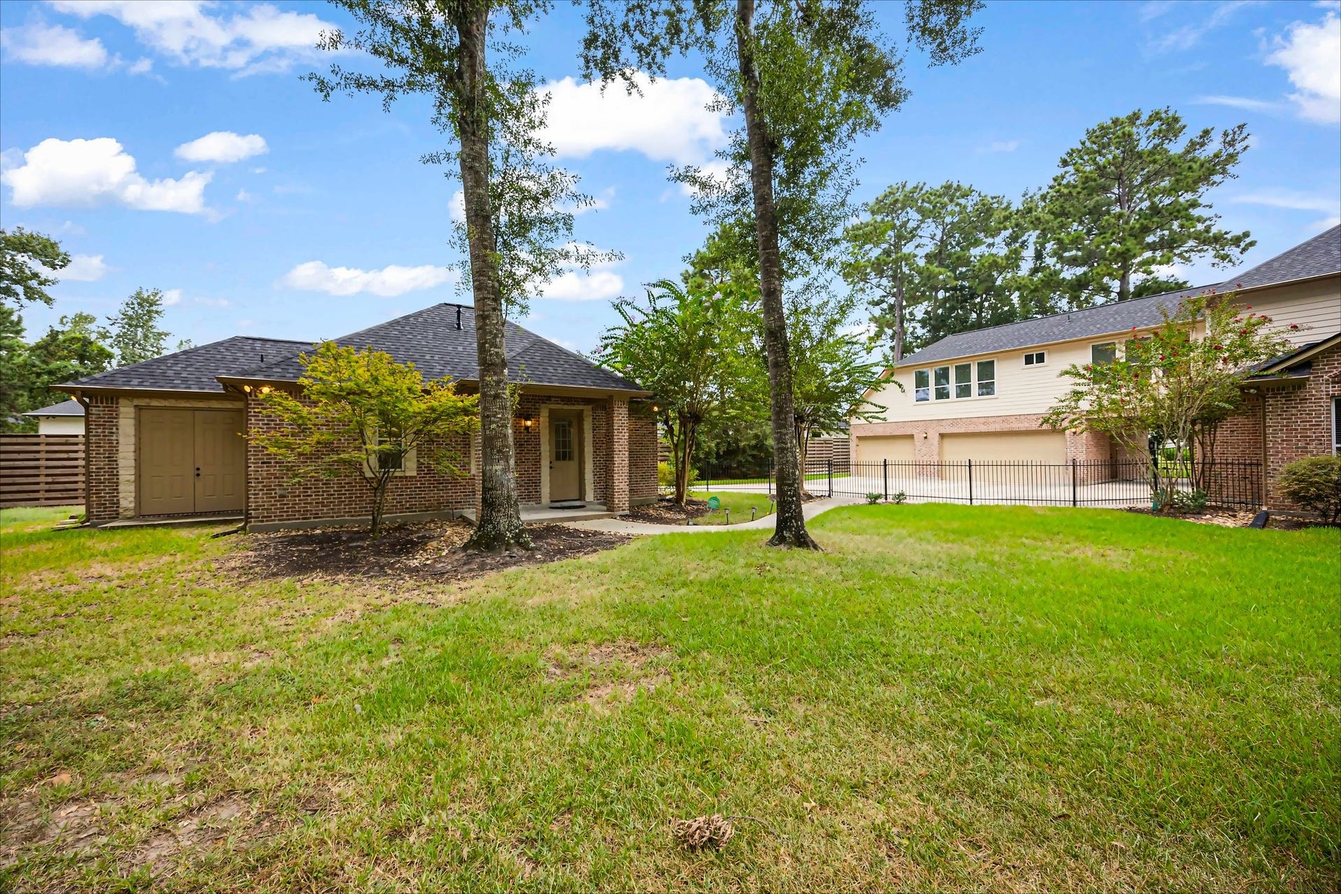4111 Angling Ln, Spring, TX 77386