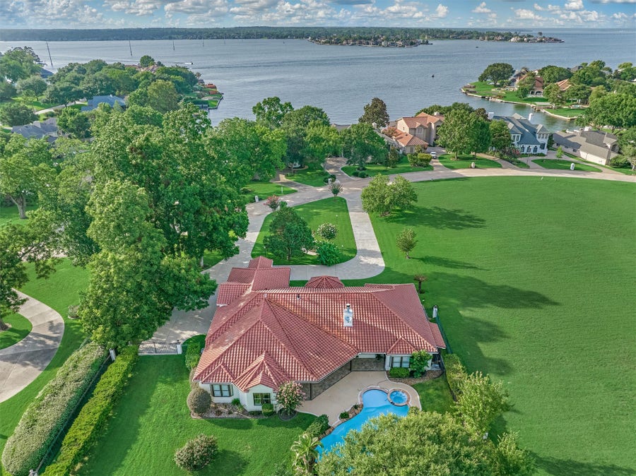 Property photo for 66 Lake Estates Drive, Montgomery, TX