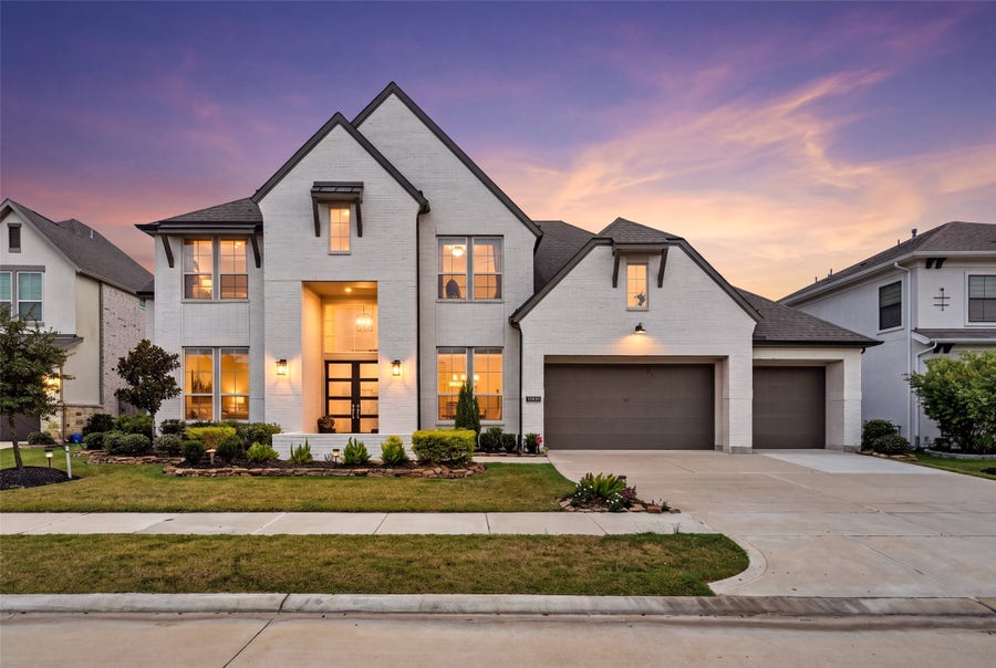 Property photo for 10835 White Mangrove Dr, Cypress, TX