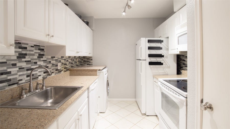 Property photo for 5711 Sugar Hill Drive, #52, Houston, TX