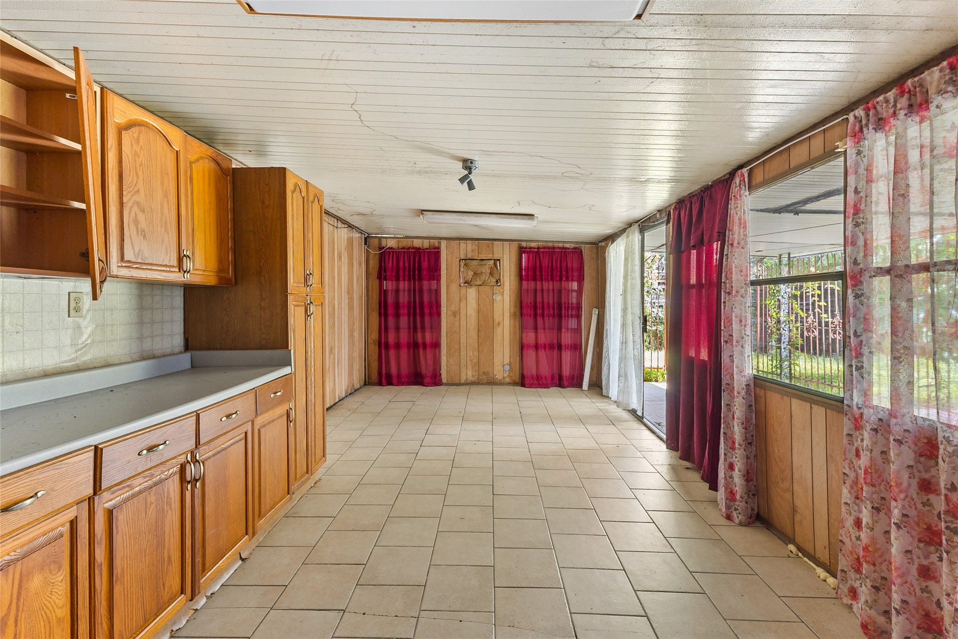 7426 Briefway Street, Houston, TX 77087 7426 Briefway Street, Houston, TX 77087