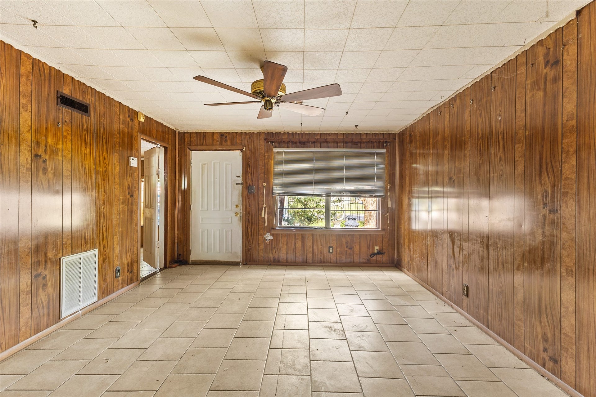 7426 Briefway Street, Houston, TX 77087 7426 Briefway Street, Houston, TX 77087